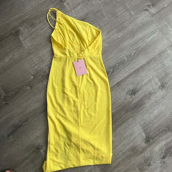 Yellow midi dress - Picture 3 of 5